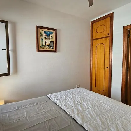 Callao Sun & Pool Апартаменты *